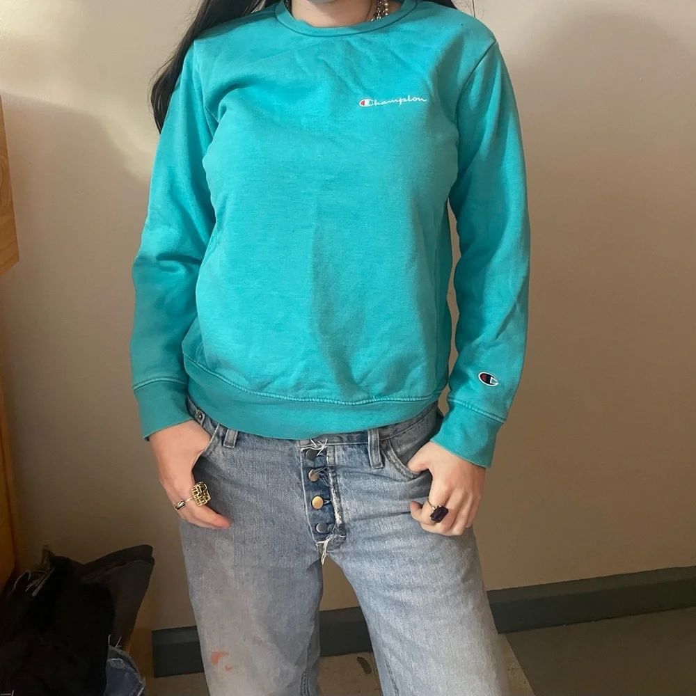 Sweater - Picture 1 of 2